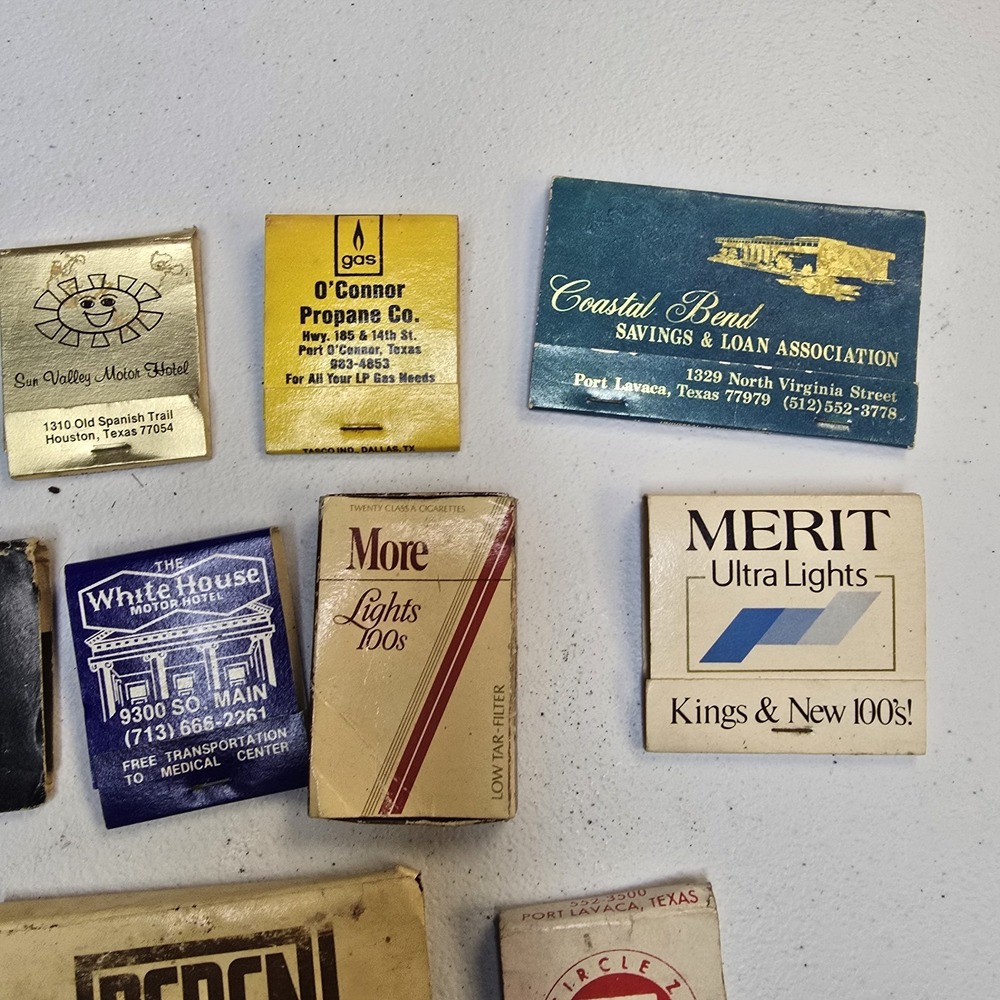 Lot of 14 Random Vintage Advertising Matchbooks - Picture 3 of 7
